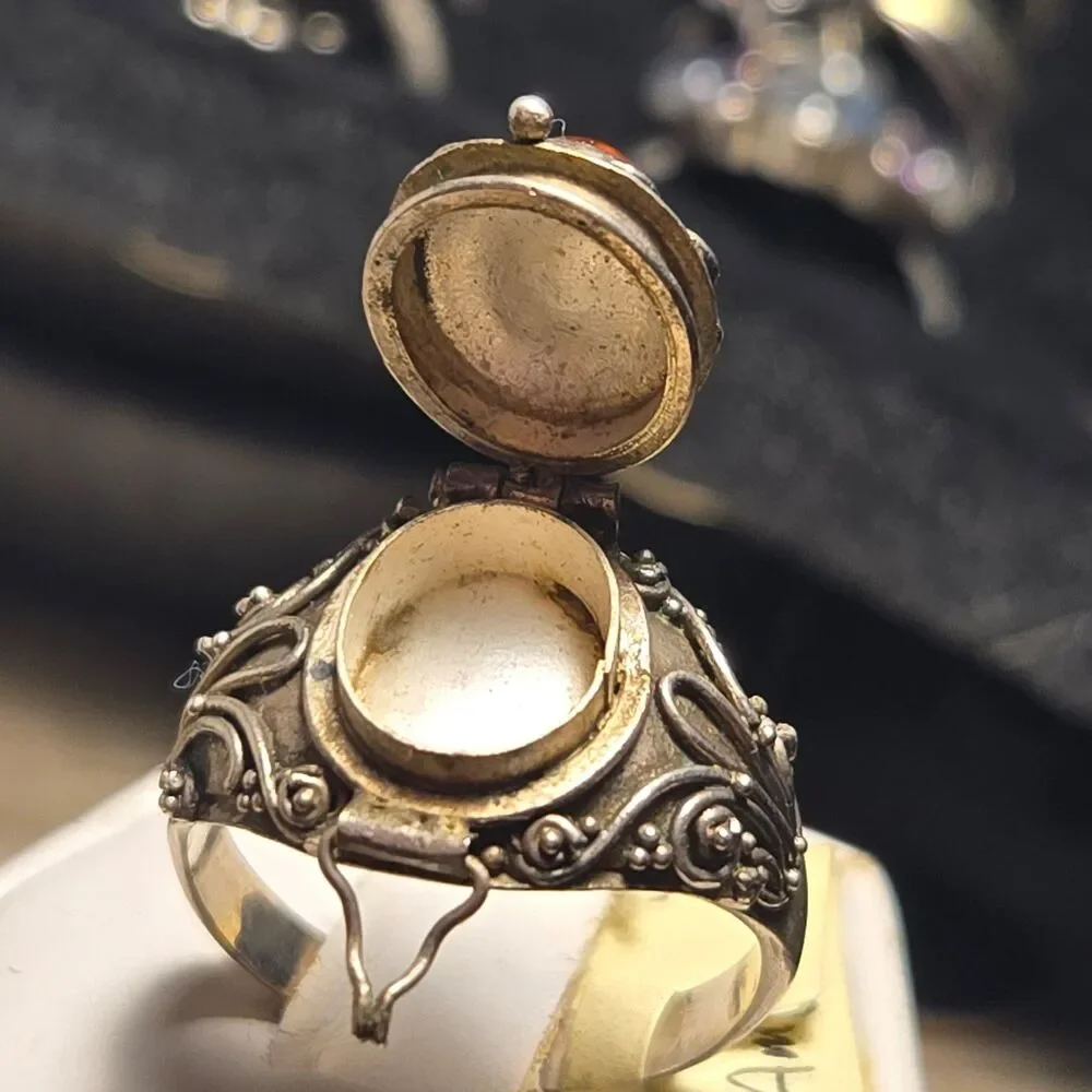 Rare Amber Poison Ring vintage sterling silver ring sz 9.5